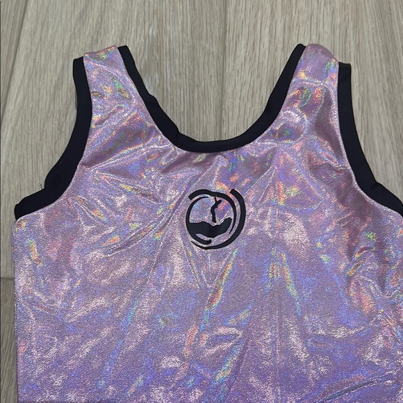 Girl's Shimmering Purple Kids Leotard can fit 10-12 depending on built - Picture 2 of 6